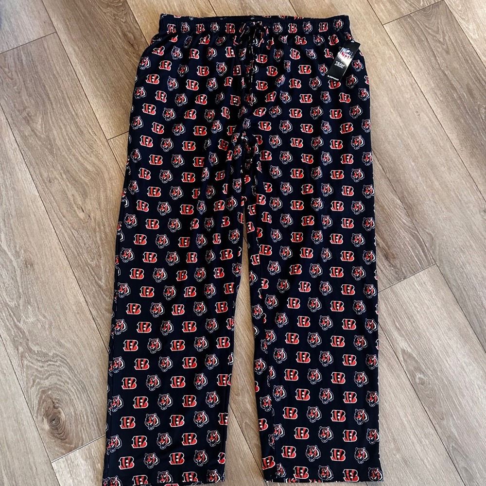 NFL Team Apparel Cincinnati Bengals Mens 2XL AOP Knit Pajama Sleep Pants New
